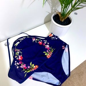 Floral two piece suit!